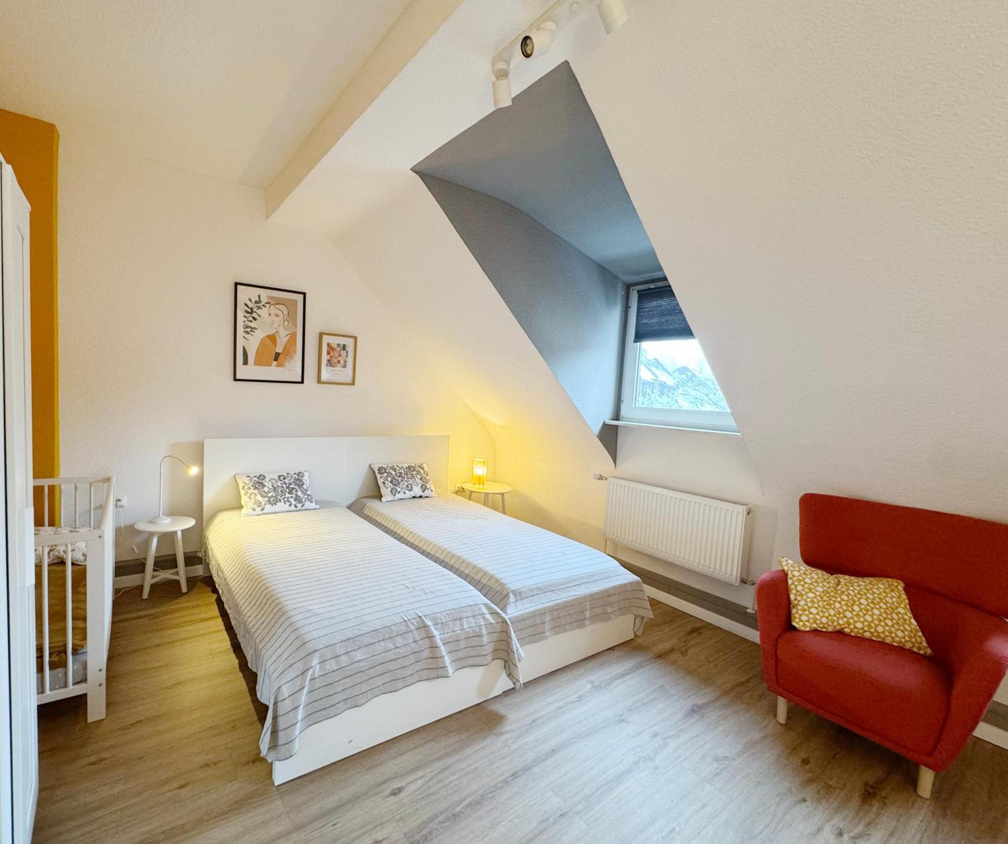 Apartament Big Flat With Fresh Renovation, Free Parking, Sonyps, Netflix Duisburg Zewnętrze zdjęcie
