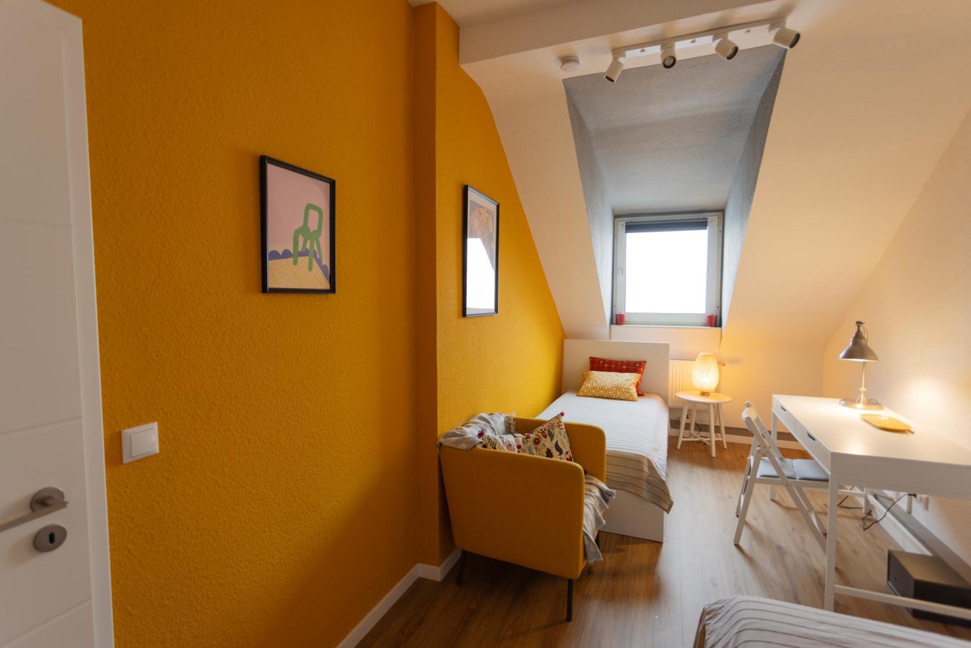 Apartament Big Flat With Fresh Renovation, Free Parking, Sonyps, Netflix Duisburg Zewnętrze zdjęcie